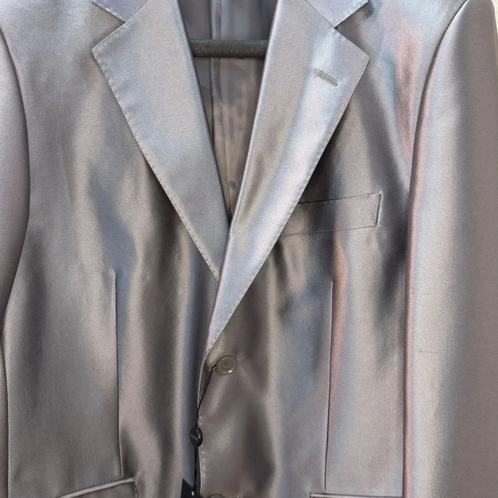 Bergham Taylor Made in Italy Metallic Silver Suit Set Blazer & Dress Slacks  NWT